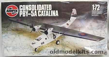 Airfix 1/72 PBY-5A Catalina - RAF Coastal Coimmand Catalina IIIA 131 OTU Killadeas Northern Ireland 1943-44 / US Navy PBY-5A Black Cat Solomon Islands 1942-43, 05007 plastic model kit